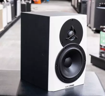 Dynaudio - LYD-5 5'' Powered Reference Monitor (Single)